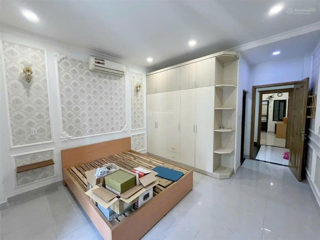 Bán nhà khu cao tầng, hxh phạm văn chiêu, p9 gò vấp. 4x15m. 5 tầng. chỉ hơn 7tỷ
vị trí đẹp gần chợ