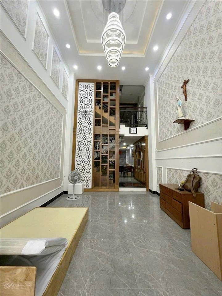 Bán nhà khu cao tầng, hxh phạm văn chiêu, p9 gò vấp. 4x15m. 5 tầng. chỉ hơn 7tỷ
vị trí đẹp gần chợ