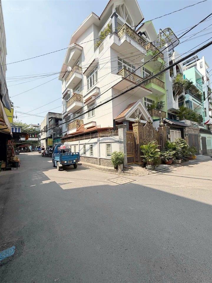 Bán đất 89,5m2(5,5x16,5m), tặng nhà c4. hxt 6m thông, đs59 phạm văn chiêu, p14, gò vấp. chỉ hơn 8tỷ