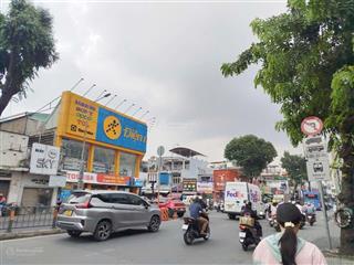Nhà cấp 4, 78m2(6x13,6m. nh 6,5m). chỉ 5tỷ6. hẻm 1/ quang trung, p11, gò vấp.
gần ngã 4 quang trung