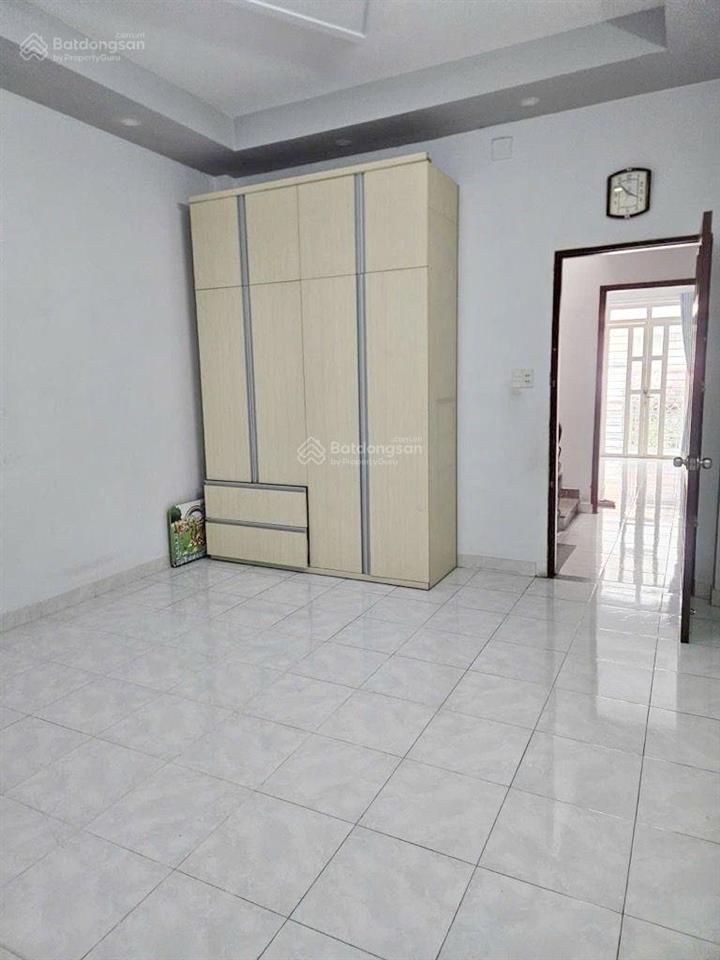 Bán nhà 4 tầng, 4x15m. đường phạm văn chiêu, p9, gò vấp. chỉ 6,x tỷ.
gần công viên làng hoa