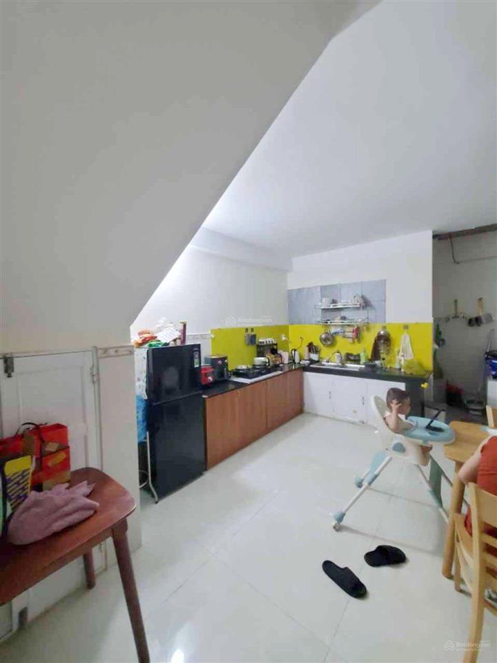 Bán nhà 4 tầng, 4x23m. tn 40tr/tháng. hxt 6m 1 trục phan huy ích, p12, gò vấp. chỉ 11,5 tỷ.