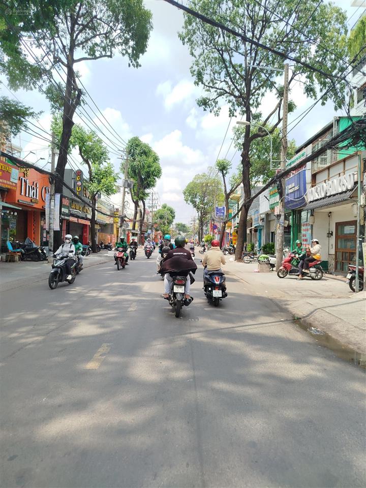 Nhà mới 4,55x15m. 2 tầng. 3pn. hxh 5m thông đs9, lê văn thọ, p9, gò vấp. chủ 8tỷ1.
vị trí đẹp, sau