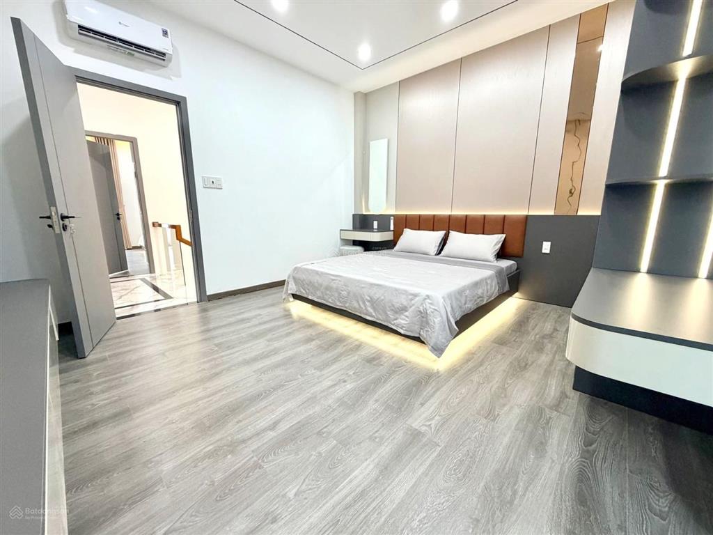 Nhà mới 4,55x15m. 2 tầng. 3pn. hxh 5m thông đs9, lê văn thọ, p9, gò vấp. chủ 8tỷ1.
vị trí đẹp, sau