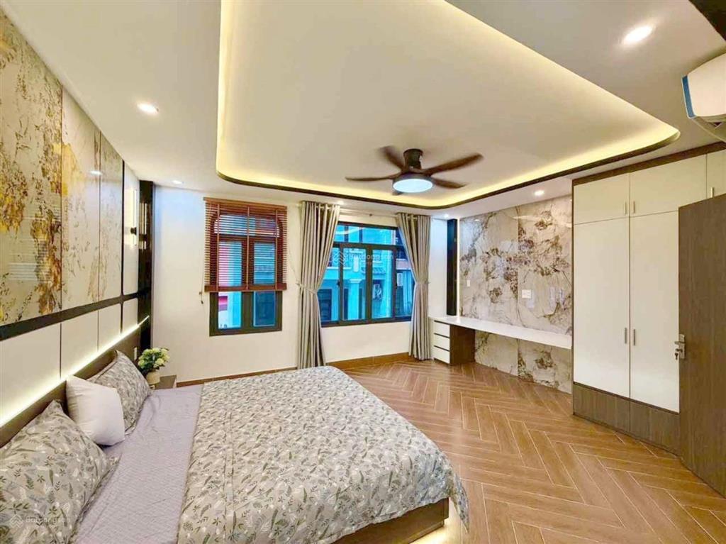 Bán nhà 5 tầng, ngang 5,5m. vài bước ra mt phạm văn chiêu, p14, gò vấp. chỉ hơn 6tỷ. full nội thất