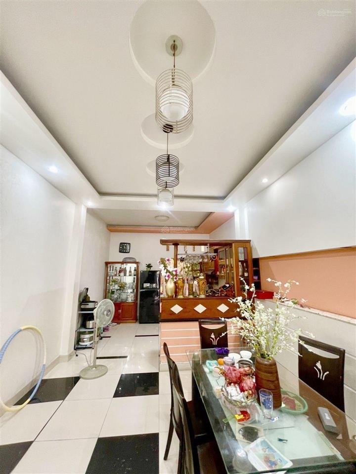 Hxt 7m sát mt đs4 phạm văn chiêu, p16, gò vấp. 89,3m2(4x23m). 3 tầng. chỉ 8tỷ3.