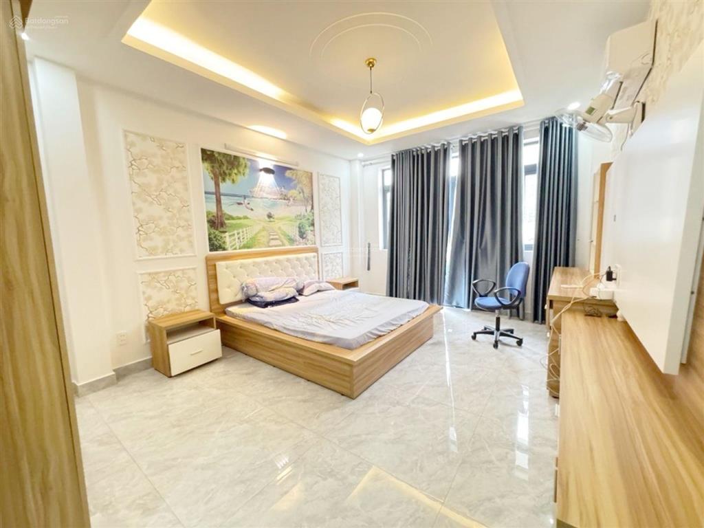 Nhà 5 tầng, 4x22m. thang máy 450kg. hxh 5m 1/ nguyễn duy cung, p12, gò vấp. chỉ hơn10tỷ.