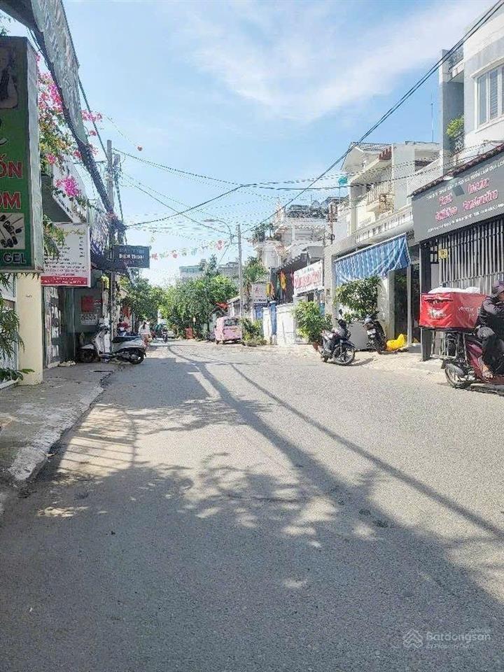 Mặt tiền đs14 quang trung, p8, gò vấp. 203m2. nở hậu vuông đẹp. 2 tầng. chỉ 21 tỷ. còn tl.
