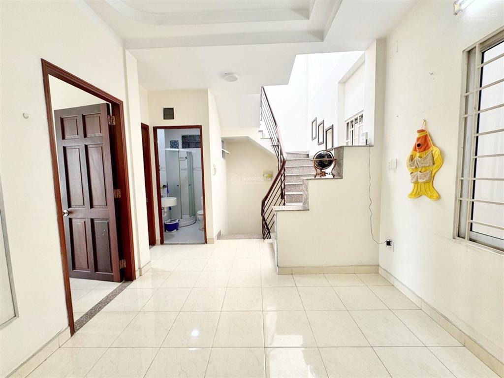 Nhà 4 tầng, 6,6x17,5m. nở hậu 6,7m. hxh thông dương quảng hàm, p5, gò vấp. chỉ hơn 12tỷ