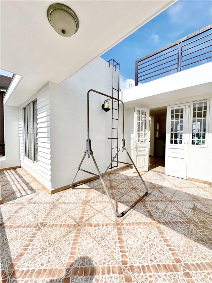 Nhà 4 tầng, 6,6x17,5m. nở hậu 6,7m. hxh thông dương quảng hàm, p5, gò vấp. chỉ hơn 12tỷ