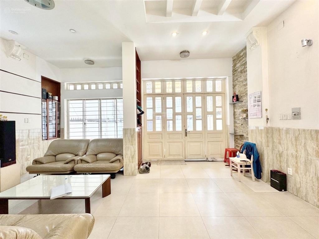 Nhà 4 tầng, 6,6x17,5m. nở hậu 6,7m. hxh thông dương quảng hàm, p5, gò vấp. chỉ hơn 12tỷ