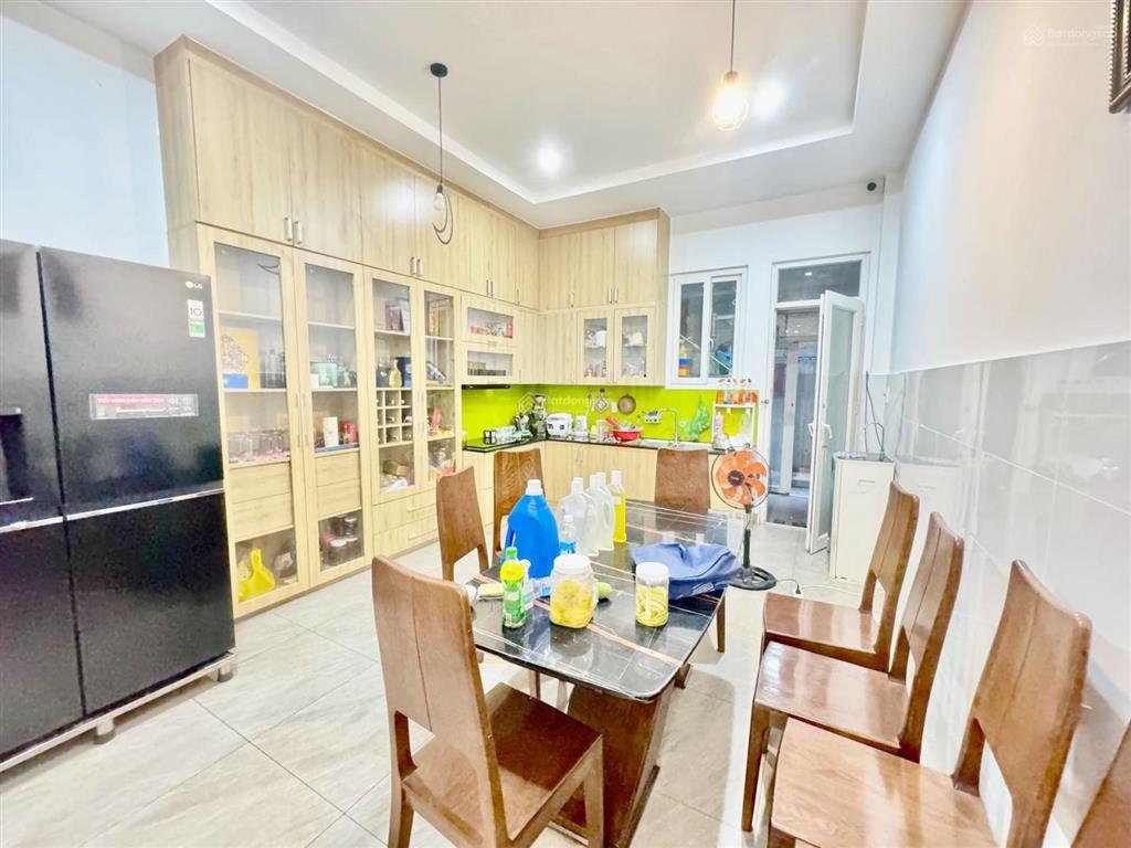 Hxt 9m sau căn mt lê đức thọ, phường an hội đông. 92m2(4x23m). 3 tầng. chỉ hơn 8tỷ. gần bờ kè