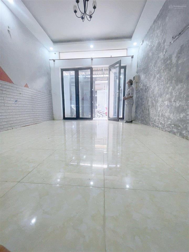 Nhà 2 tầng, 4,05x15m. hxh sát mt phạm văn chiêu, p.an hội tây, gò vấp. chỉ 6,2 còn tl.