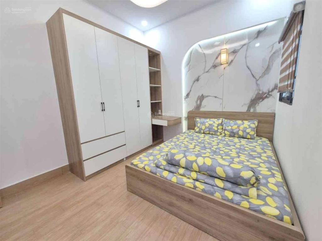 Nhà 2 tầng, 5,7x15m. 4pn. chỉ 6,x tỷ . đường phạm văn chiêu, p.thông tây hội, gò vấp.