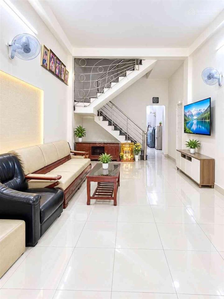 Ngay công viên làng hoa. hxh 1 trục lê văn thọ. 4,1x16m. 2 tầng. chỉ 7t tl. p.thông tây hội, gò vấp