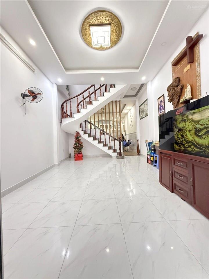 Hxh 5m thông. nhà 3 tầng, 91m2(4,2x19,5m. nở hậu đều 5,2m). chỉ 8,x t. đ.bùi quang là, p.an hội tây