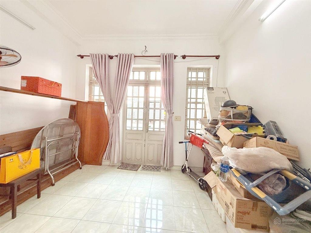 Hxh 1/ ngắn đs20, dương quảng hàm, p.an nhơn, gò vấp. 4x23m. 3 tầng. chỉ 9t2 còn tl.
