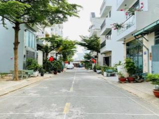 Hẻm 10m thông có vỉa hè, dtcn 97m2, ngang 4,3m, gpxd 6 tầng, phường 15, tân bình, chỉ 9.x tỷ