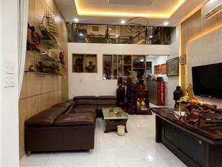 Bán nhà ngay chợ phạm văn bạch, tân bình, 2 tầng, 82m2, hẻm xe hơi, chỉ 8.x tỷ