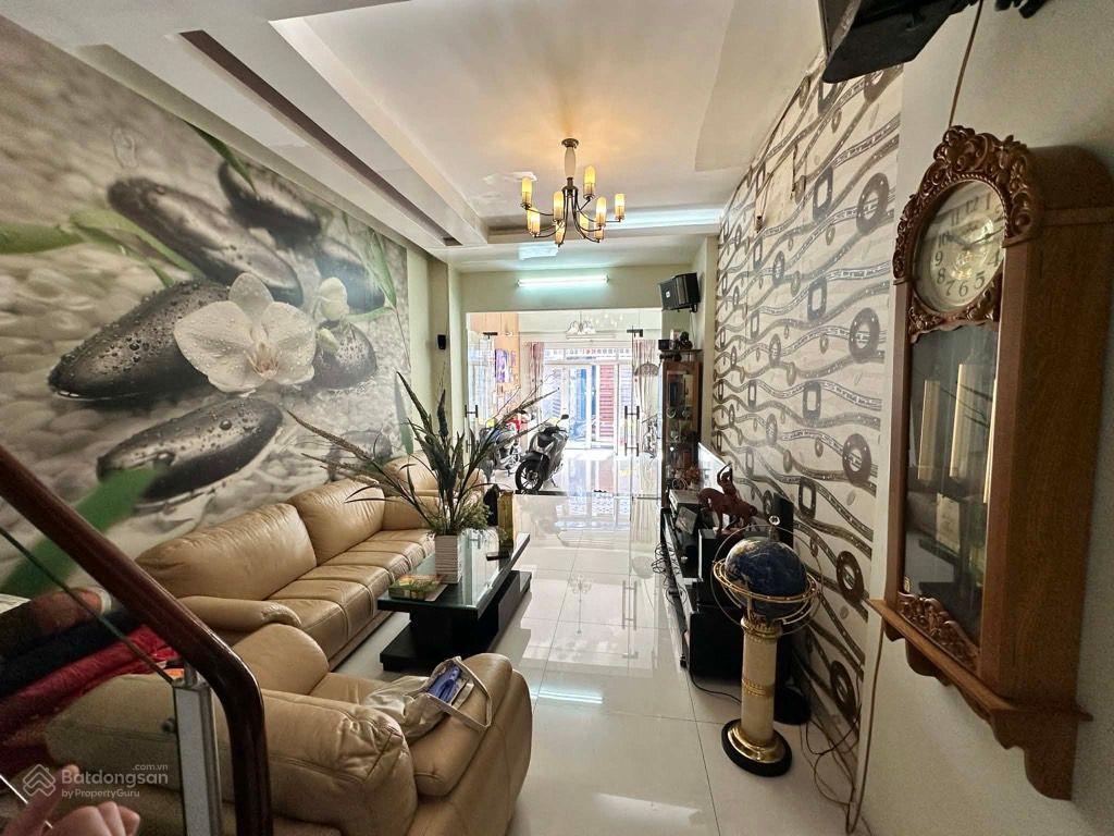 Khu hiếm nhà bán, phường 12 tân bình, nhà 5 tầng, 4x30, hẻm 6m, vị trí siêu vip. nhỉnh 18 tỷ