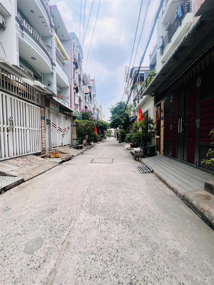 Siêu phẩm 4 tầng, ngang 4,5m, sát mặt tiền phan huy ích, gò vấp, hẻm xe tải thông. chỉ 10.x tỷ