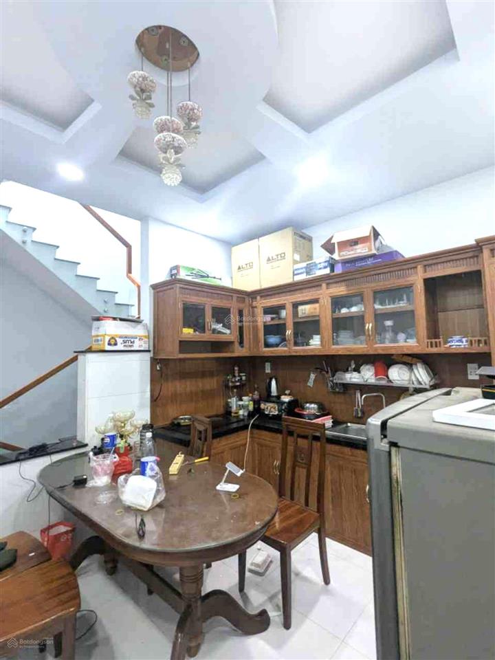 Bán nhà 5 tầng, 4x15, hẻm 6m thông, đối diện emart phan huy ích, gò vấp. chỉ 6,x tỷ