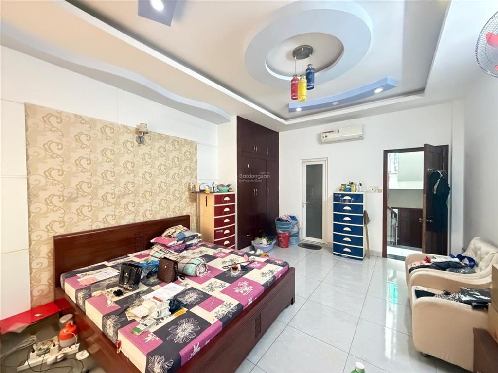 Bán nhà 4 tầng, 5.2x18, hẻm 5m. đầu đường phan huy ích  trường chinh, tân bình. chỉ 8.5 tỷ