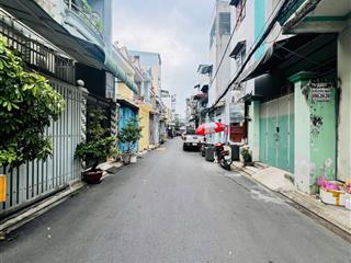 Nhà 2 mặt tiền kinh doanh sầm uất, 4 tầng, 4x18, gần chợ phạm văn bạch, tân bình