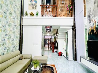 Mặt tiền hẻm 10m, 4x20, 6 tầng, thang máy, gần mặt tiền phan huy ích, kinh doanh đa ngành