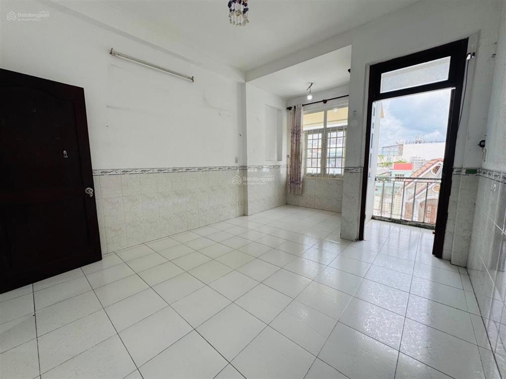 Bán nhà 4 tầng, 145m2, ngang 9m có thể tách thành 2 lô, hẻm xe tải, đường phan huy ích, gò vấp