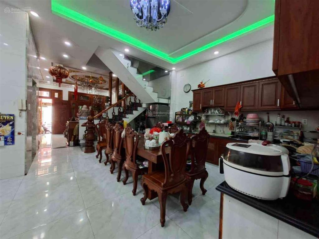 Bán nhà 5 tầng có thang máy, 7x16, hẻm 8m thông, sát mặt tiền phan huy ích, tân bình. nhỉnh 15 tỷ
