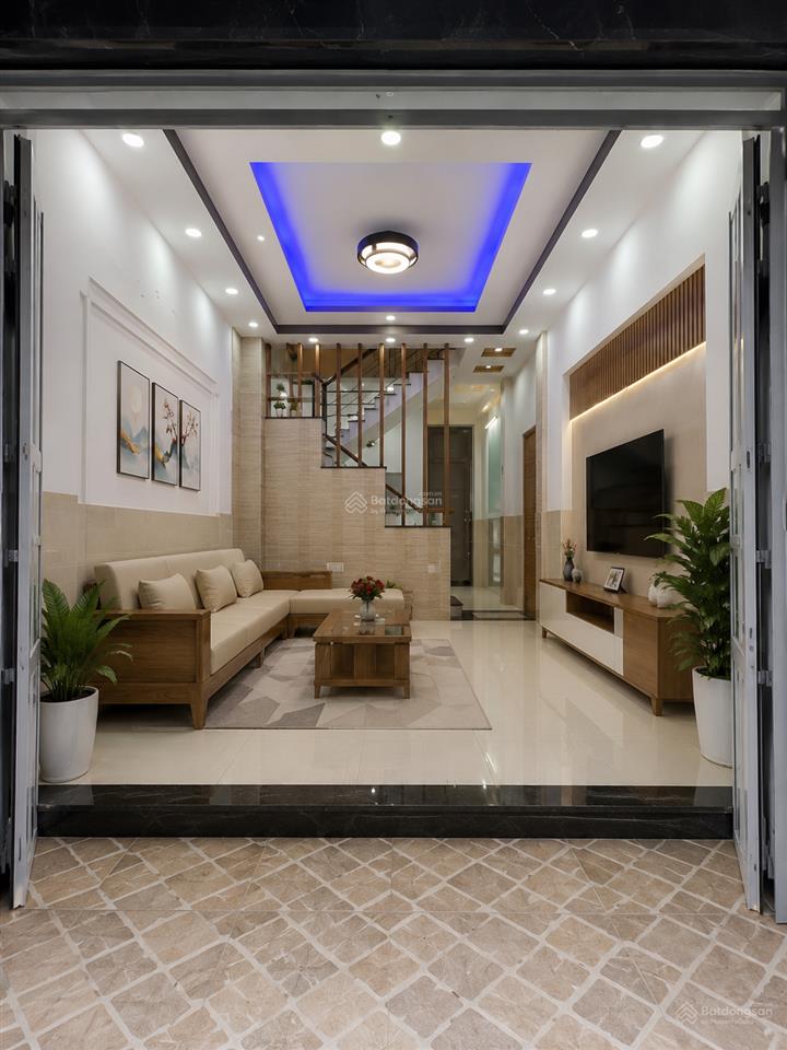 Bán nhà 3 tầng, 4x15, hẻm 8m thông, phan huy ích, tân bình. chỉ 6,x tỷ