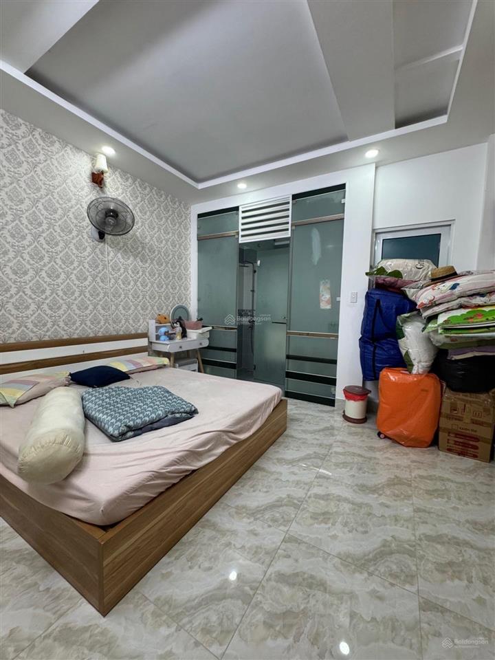 Bán nhà 5 tầng, 4x15, khu đồng bộ hẻm 6m. gần chợ phạm văn bạch, gò vấp. chỉ 7 tỷ