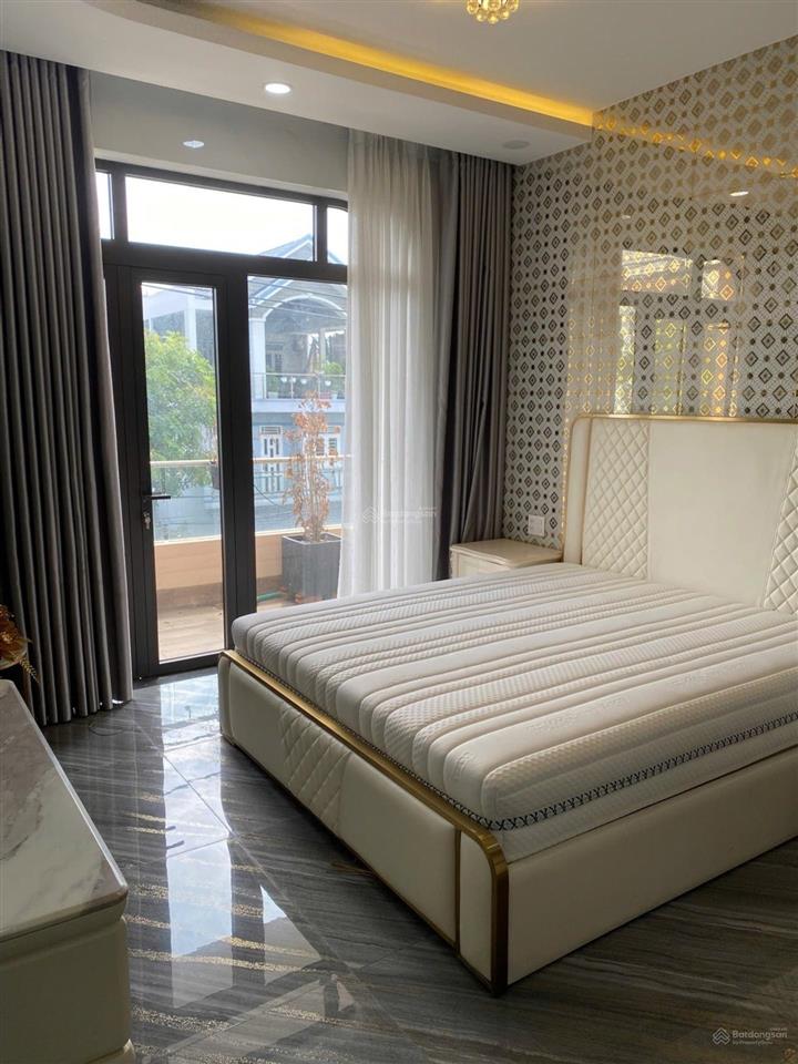 Mặt tiền kinh doanh nguyễn phúc chu, tân bình, 5x15, 5 tầng, khu vực kinh doanh sầm uất. nhỉnh 15t