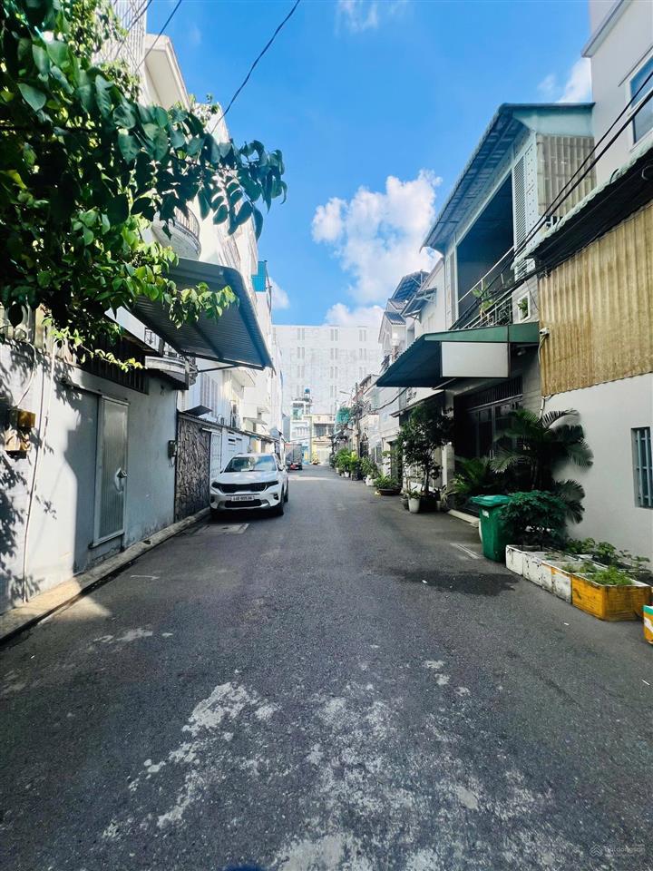 Quỹ đất đẹp còn sót lại, 5x17, đường 10m thông. phường tân sơn (p15 cũ) tân bình. chỉ 9,x tỷ