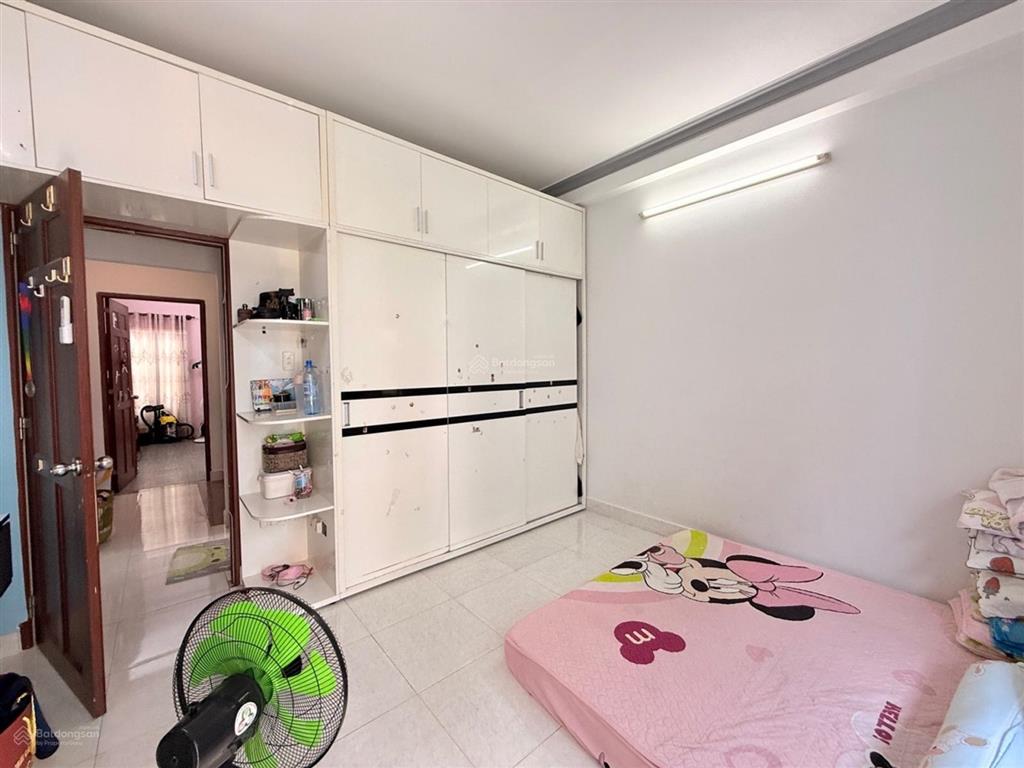 Giá tốt khu vực. nhà 3 tầng đúc btct, 4x18, hẻm 5m xe tải vào tận nhà. phan huy ích, gò vấp.