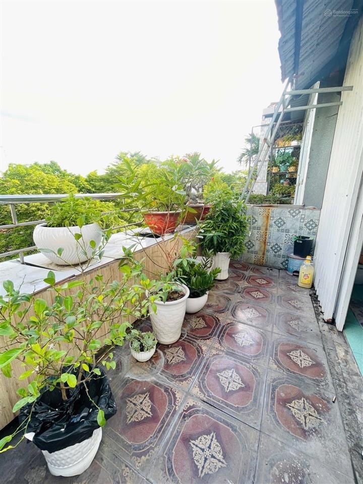 Căn góc 2 mặt tiền kinh doanh sầm uất, ngay chung cư dreamhome gò vấp, 3 tầng, 64m2. nhỉnh 6 tỷ