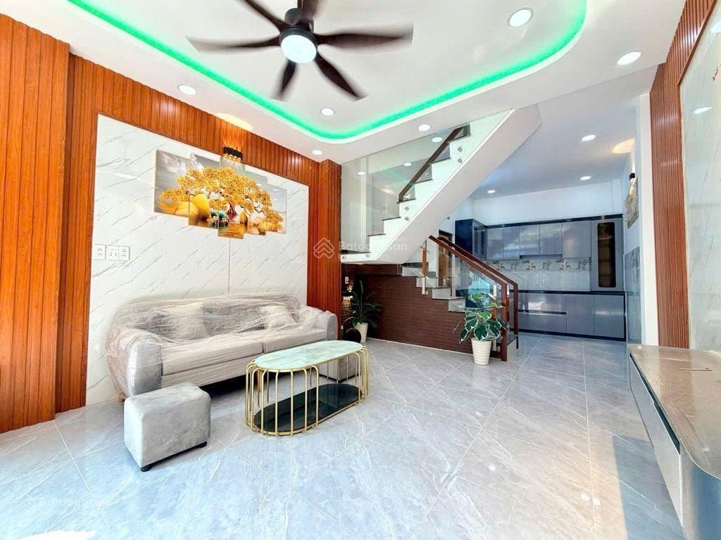 Bán nhà riêng 40m2, giá 4,07 tỷ tại kênh nước đen, bình hưng hòa a, bình tân giáp tân phú