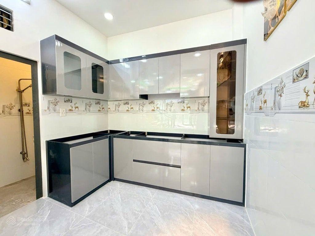 Bán nhà riêng 40m2, giá 4,07 tỷ tại kênh nước đen, bình hưng hòa a, bình tân giáp tân phú