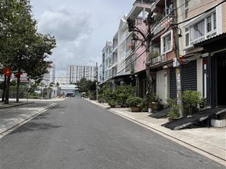 Bán nhà cạnh trương đình hội, 7,95 tỷ, 100m2, 3 tầng 4pn, mặt tiền 5m