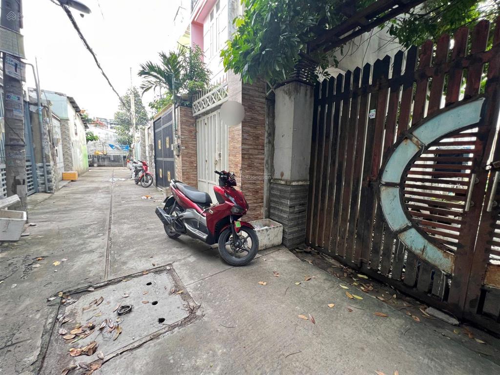 Bán đất hẻm xe hơi, thông hồ ngọc lãm, võ văn kiệt, 4x17m, chỉ 4 tỷ