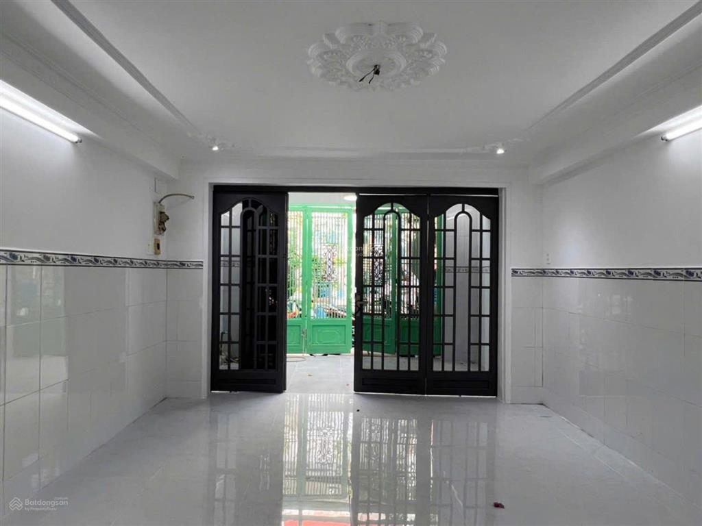 Bán nhà đẹp 2 tầng hồ học lãm, cách aeon 5 phút, 4x12m, chỉ 4,25 tỷ