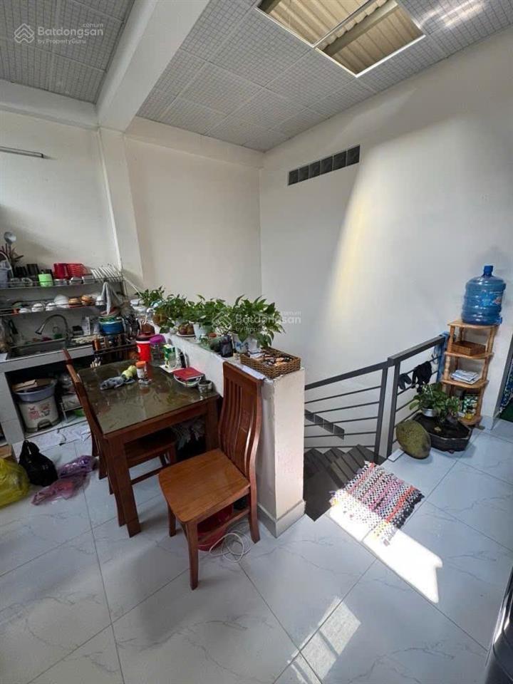 Hot, nhà đẹp 5x15m, 3 tầng hẻm lê tấn bê thông hồ học lãm, bình tân chỉ 5.1 tỷ