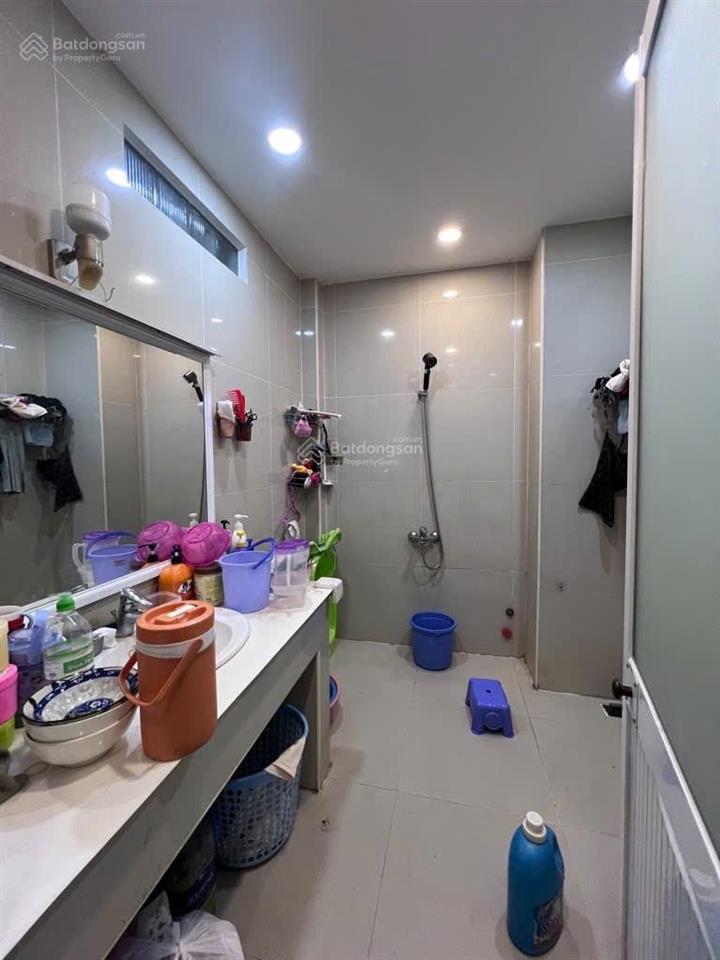 Bán nhà 3 tầng hẻm xe tải 10m, gần võ văn kiệt  hồ học lãm, 4m x 17m, hơn 6 tỷ