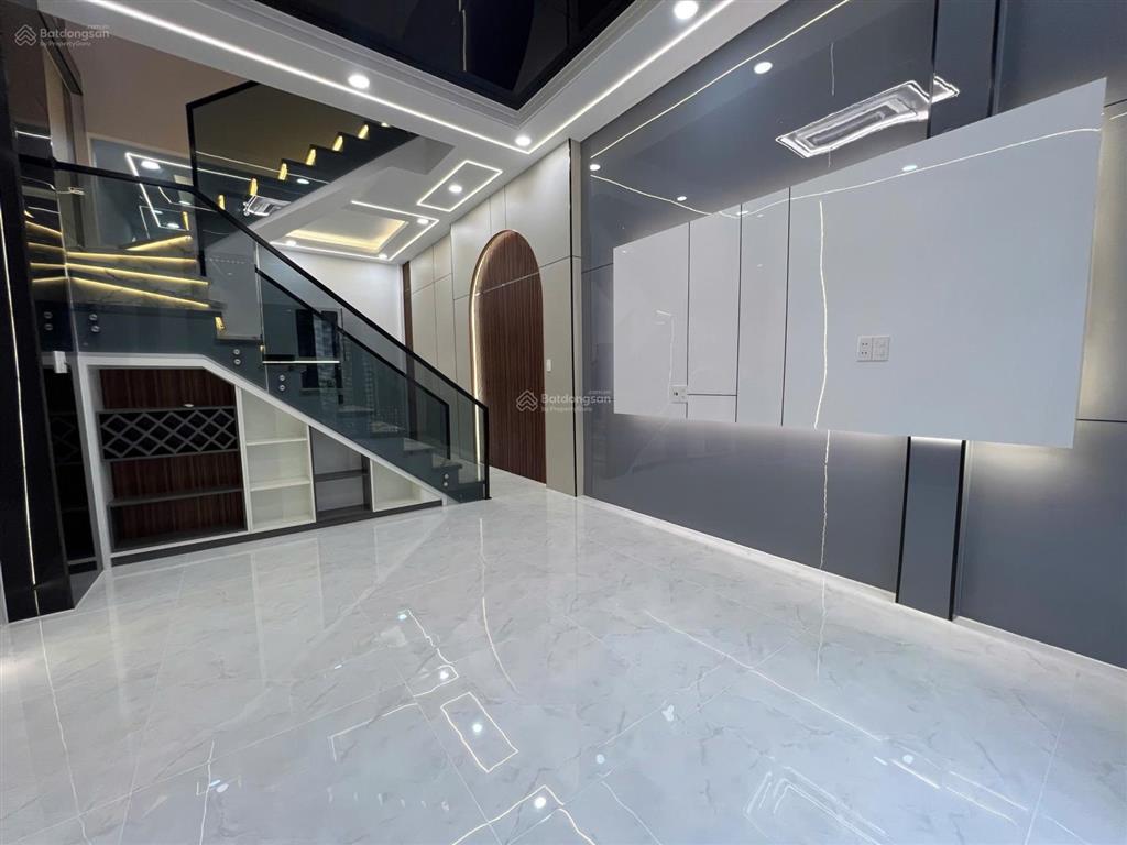 Hot, nhà đẹp 2 tầng 40m2 bùi tư toàn, kinh dương vương, bình tân giá tốt