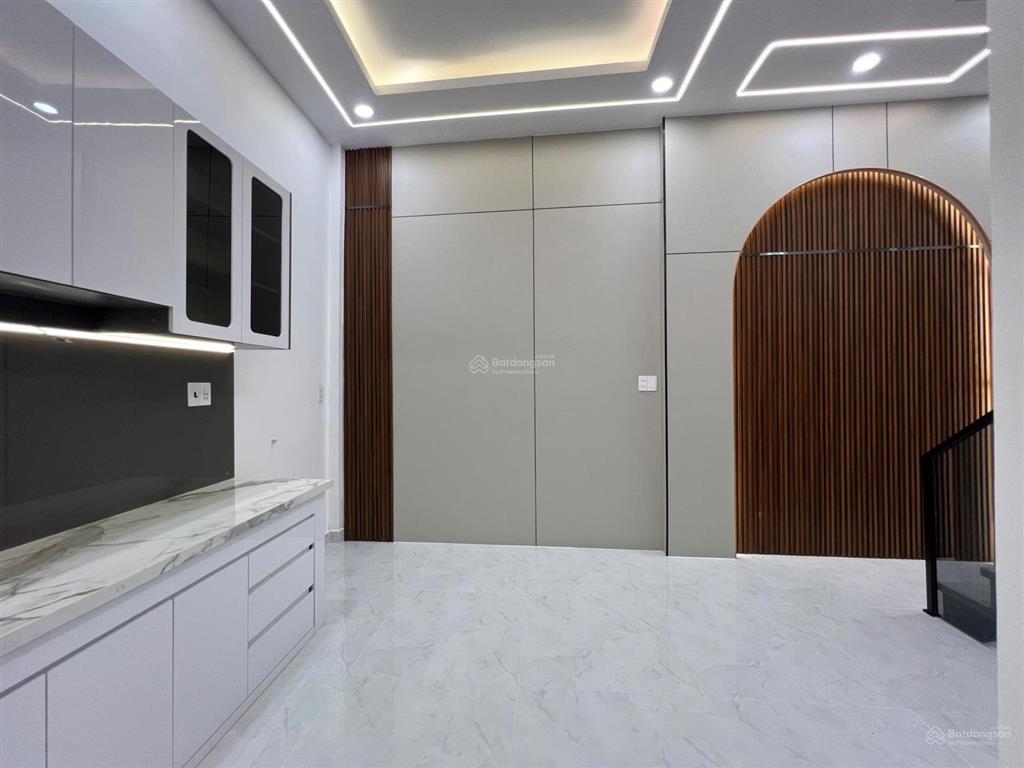 Hot, nhà đẹp 2 tầng 40m2 bùi tư toàn, kinh dương vương, bình tân giá tốt