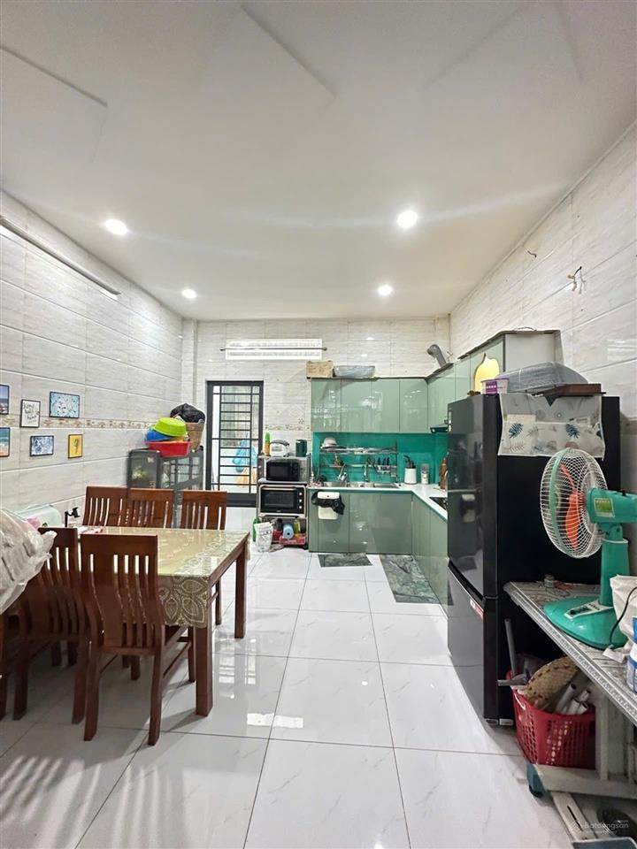 Bán nhà 4 tầng đẹp, mt khu vip an dương vương, bình tân  4x16m chỉ 7.4 tỷ