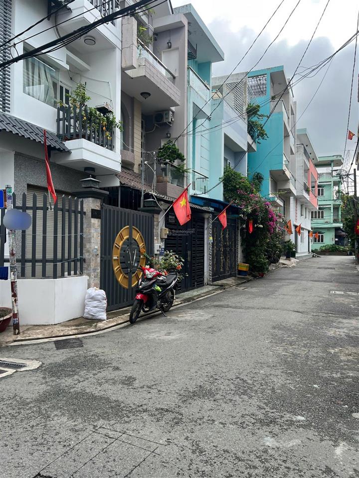 Nhà ngộp ngân hàng, mt xe hơi 10m, 5x16m, 3 tầng hồ học lãm  võ văn kiệt, chỉ 5.4 tỷ