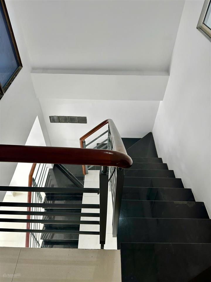 Bán nhà đẹp hẻm xe hơi 8m, kdc nam hùng vương, bình tân, 64m2 chỉ 5.6 tỷ