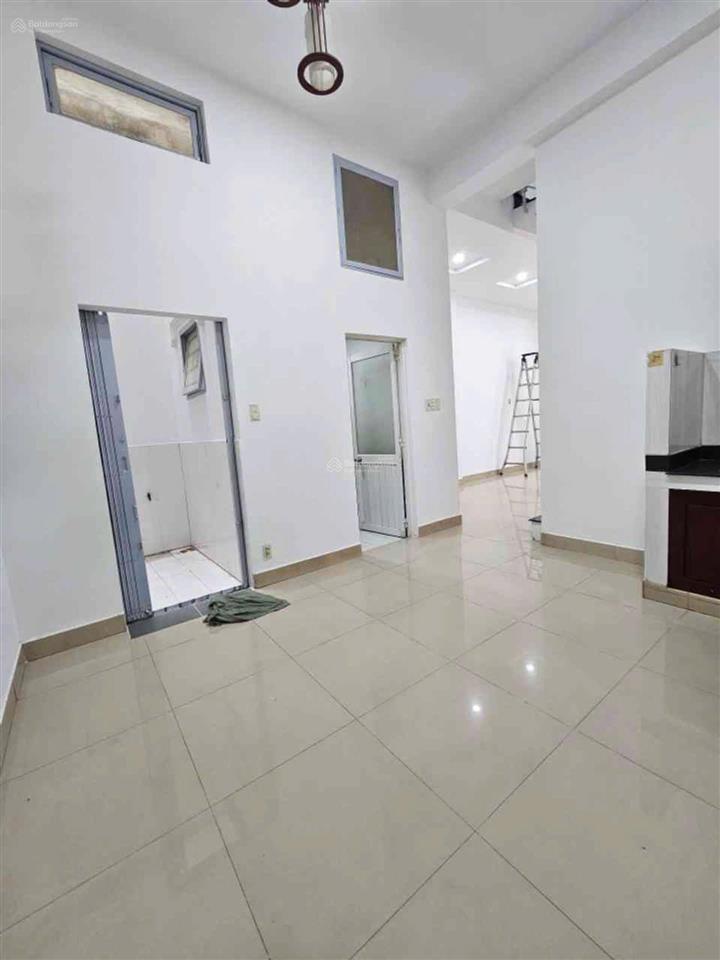 Bán nhà ngang 6x14m, 3 tầng hiếm, ngay bùi tư toàn  kinh dương vương chỉ hơn 6 tỷ